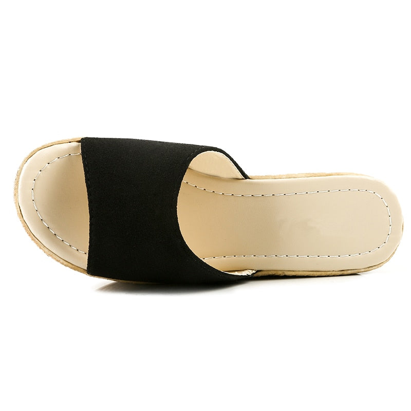 Tamanco Plataforma Vallentina - Confy Sandals