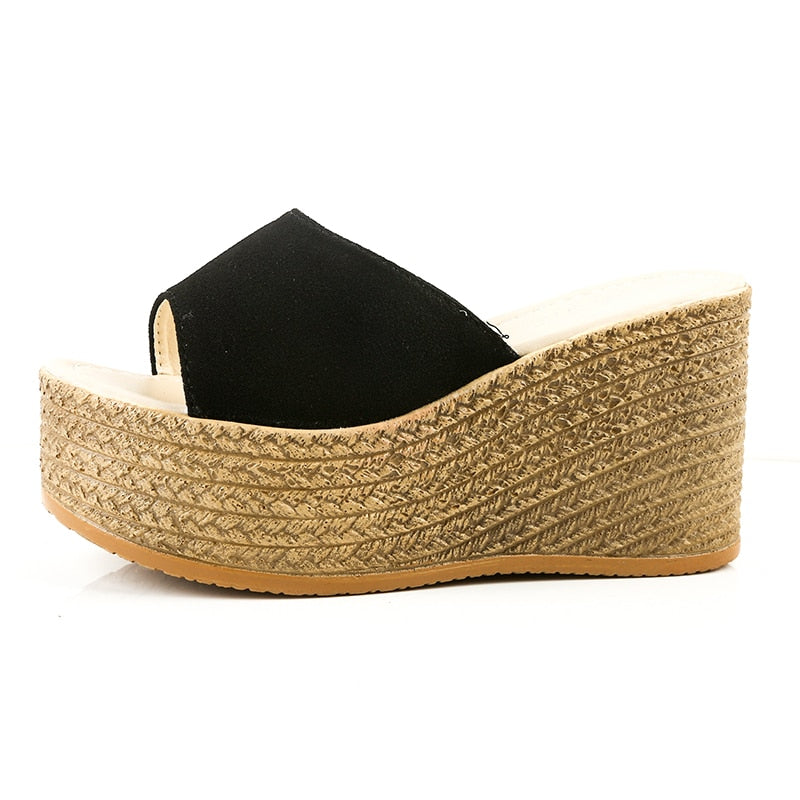 Tamanco Plataforma Vallentina - Confy Sandals